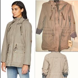 (NWT) Levi’s Hooded Utility Jacket Sm